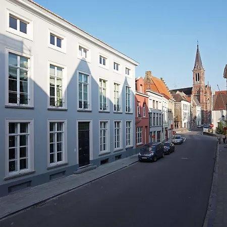 De Corenbloem Luxury - Adults Only Oda ve Kahvaltı Brugge